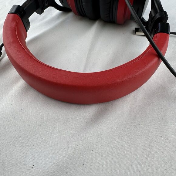 Bluetooth Headphones Unbranded With Charging Cord Ear Volume Control Red & Black - Picture 6 of 6